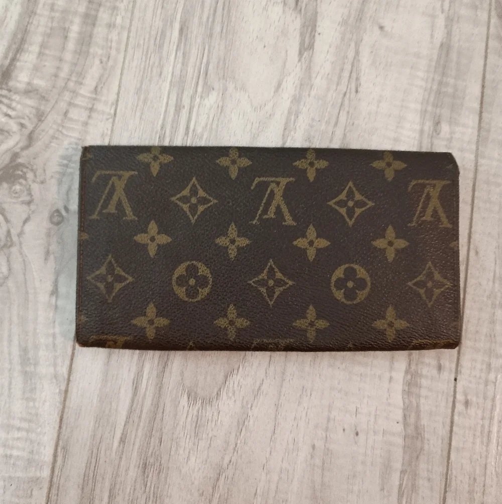 AuthLOUIS VUITTON Vintage Monogram Porte Billet Wallet